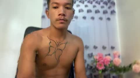 Snapshot of itsme_urboy chatting on May 13, 11:22 pm itsme_urboy online show from May 13, 11:22 pm