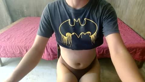 Snapshot of itsmelily05 chatting on July 9, 2:59 am itsmelily05 online show from July 9, 2:59 am