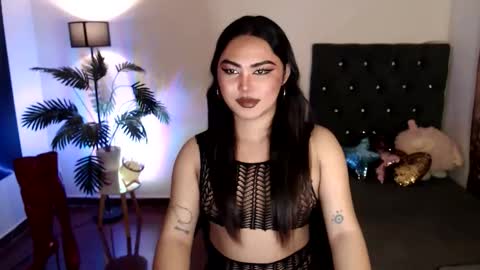 Snapshot of itsmesianaa29 chatting on February 17, 3:19 pm Siana online show from February 17, 3:19 pm