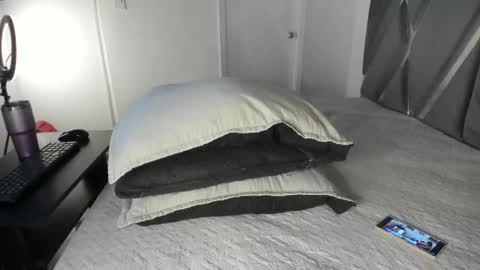 Snapshot of itsmoon_swt_ chatting on May 26, 7:10 pm Moon online show from May 26, 7:10 pm