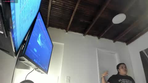 Snapshot of itsmoon_swt_ chatting on June 16, 6:32 pm Moon online show from June 16, 6:32 pm