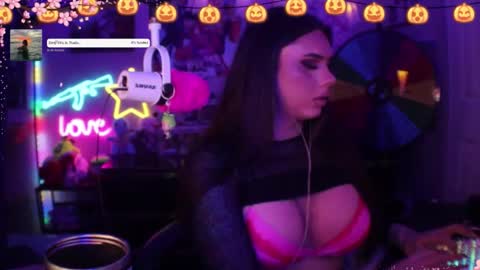 Nicki Foxx online show from October 21, 1:28 am