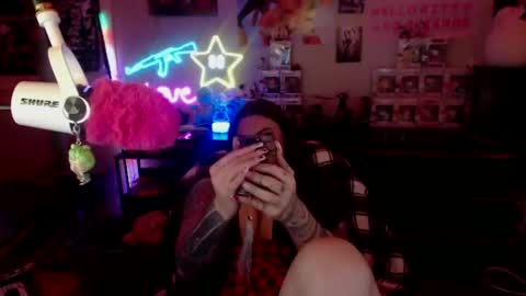 Nicki Foxx online show from October 24, 4:20 am