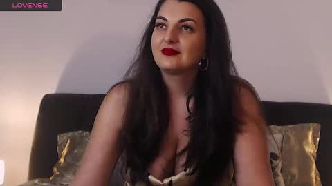 Snapshot of itsyourlady chatting on January 17, 1:13 pm Melissa Khaan online show from January 17, 1:13 pm