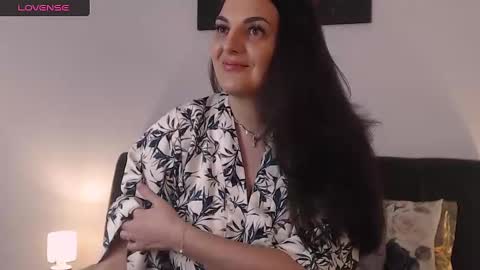 Snapshot of itsyourlady chatting on February 2, 11:40 am Melissa Khaan online show from February 2, 11:40 am