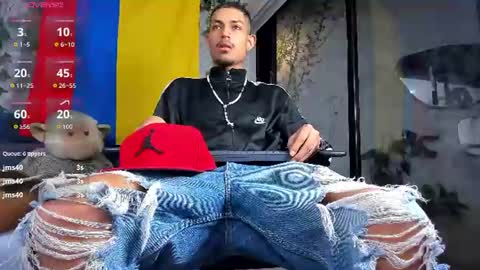 itszairen online show from July 7, 4:37 am
