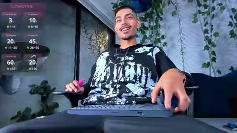 itszairen online show from August 4, 4:04 am