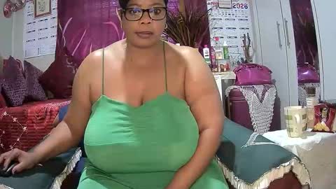 Snapshot of itumeleng74 chatting on May 3, 6:08 am itumeleng74 online show from May 3, 6:08 am