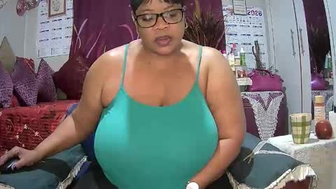 Snapshot of itumeleng74 chatting on May 19, 6:03 pm itumeleng74 online show from May 19, 6:03 pm