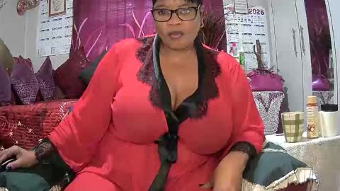 Snapshot of itumeleng74 chatting on May 23, 6:18 am itumeleng74 online show from May 23, 6:18 am