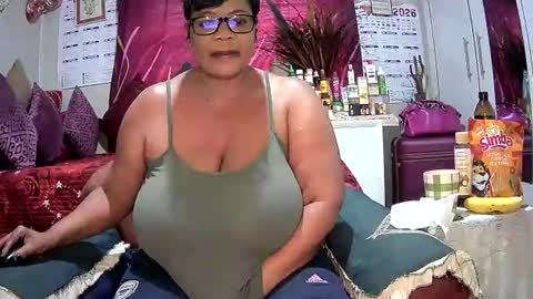 Snapshot of itumeleng74 chatting on June 21, 8:28 am itumeleng74 online show from June 21, 8:28 am