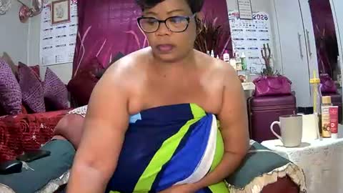 Snapshot of itumeleng74 chatting on June 30, 6:14 am itumeleng74 online show from June 30, 6:14 am