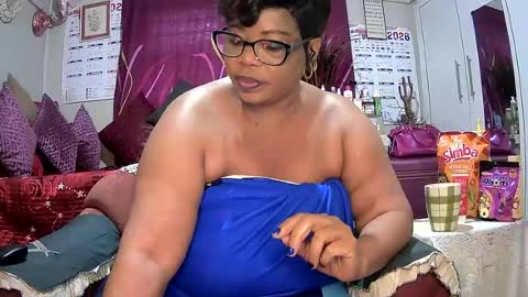 Snapshot of itumeleng74 chatting on July 3, 6:31 am itumeleng74 online show from July 3, 6:31 am