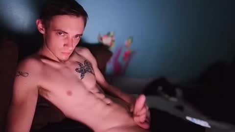 Snapshot of itzd123 chatting on May 31, 5:53 pm itzd123 online show from May 31, 5:53 pm