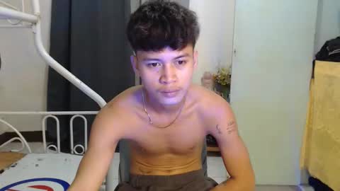 itzme_john online show from March 5, 2:24 pm