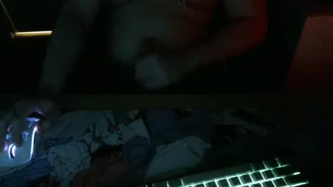 itzpillow_ online show from February 26, 5:31 am