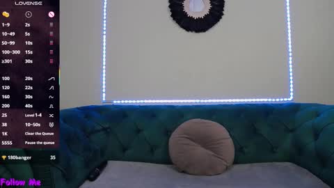 Snapshot of ivanacharm chatting on November 28, 4:48 am ivanacharm online show from November 28, 4:48 am