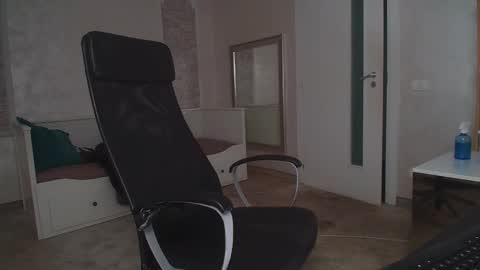 IvanHydee online show from January 14, 5:46 am