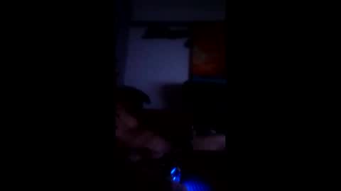 Snapshot of ivanink86 chatting on May 7, 2:28 am ivanink86 online show from May 7, 2:28 am