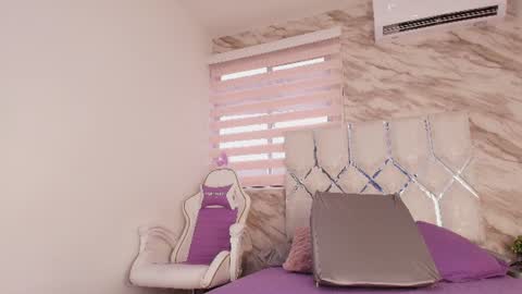 Snapshot of ivanna_vega_ chatting on July 2, 7:20 pm ivanna online show from July 2, 7:20 pm