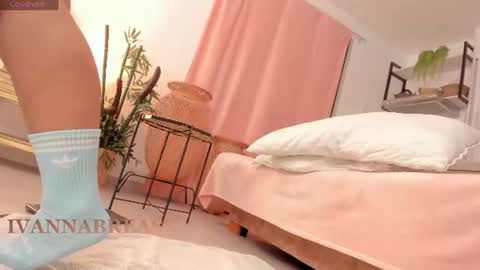 Snapshot of ivannabreastoficial chatting on June 13, 12:19 am Ivannabreast online show from June 13, 12:19 am