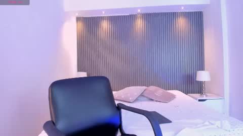 Snapshot of ivannafoxx_ chatting on July 31, 11:20 am ivanna online show from July 31, 11:20 am