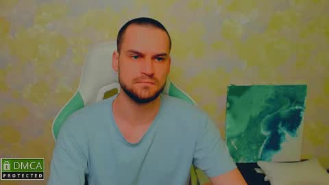 Snapshot of iveran_love1 chatting on May 2, 10:20 am iveran online show from May 2, 10:20 am