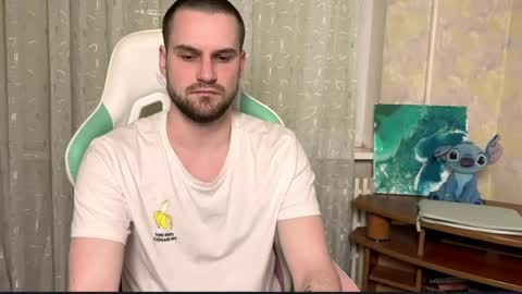 Snapshot of iveran_love1 chatting on May 3, 5:41 pm iveran online show from May 3, 5:41 pm