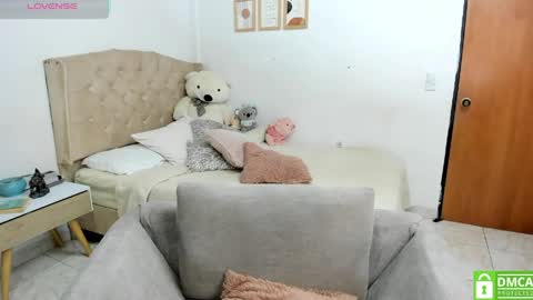 ivet  online show from June 3, 1:25 pm