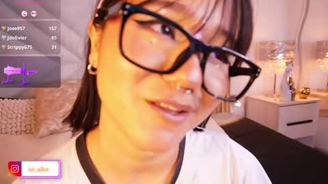 Snapshot of ivi_aiko chatting on May 27, 1:57 am Ivi online show from May 27, 1:57 am