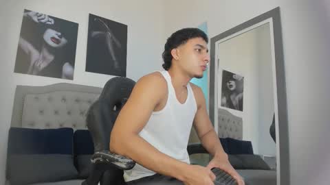 Ivo Beischel online show from October 15, 4:34 am