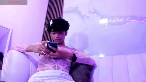 Ivon online show from November 8, 4:40 pm