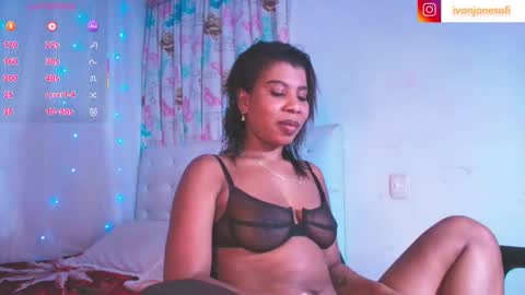  Ivon  Miss Jones  online show from November 26, 4:02 am