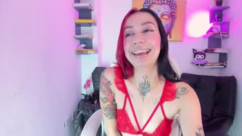 Ivonne  online show from November 1, 1:24 pm