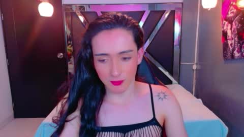 ivony giselle online show from March 25, 4:35 pm