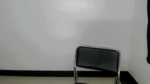 Snapshot of ivory_cat69 chatting on March 27, 8:26 am Miss Ivory online show from March 27, 8:26 am