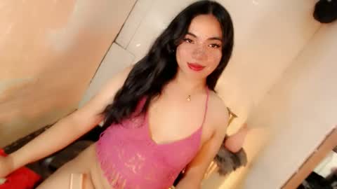 Snapshot of ivory_delight chatting on May 13, 7:28 am ivory_delight online show from May 13, 7:28 am