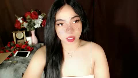 Snapshot of ivory_delight chatting on June 9, 5:19 am ivory_delight online show from June 9, 5:19 am