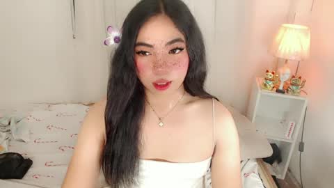 Snapshot of ivory_delight chatting on June 23, 5:16 am ivory_delight online show from June 23, 5:16 am