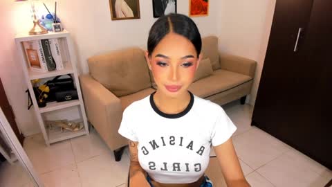 kirstenelsie online show from February 26, 1:11 am