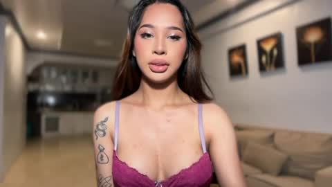 kirstenelsie online show from May 5, 1:24 am