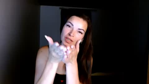 Snapshot of ivorymuse chatting on July 4, 6:58 pm Lana online show from July 4, 6:58 pm
