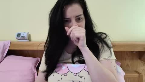 Snapshot of ivoryorchid chatting on February 23, 4:48 pm Ivory online show from February 23, 4:48 pm