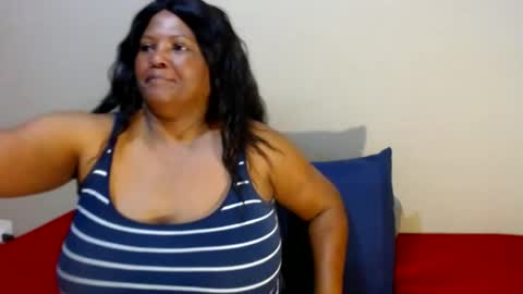 IVORYTITS48 online show from June 22, 5:48 am