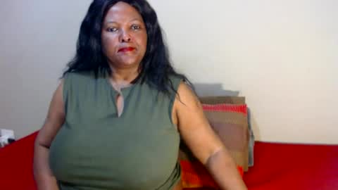 IVORYTITS48 online show from June 28, 5:46 am