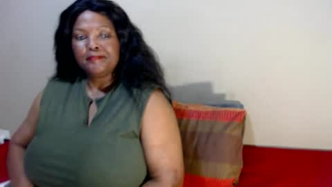 IVORYTITS48 online show from July 3, 6:09 am