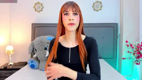 Snapshot of ivvy_rousse chatting on May 13, 2:03 pm ivi rosse online show from May 13, 2:03 pm
