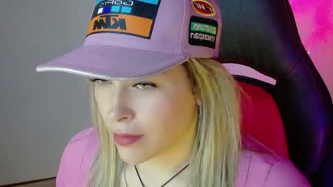 Diana Rojas  online show from November 5, 10:21 pm