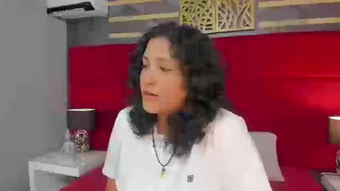 Snapshot of ivy_and_molly chatting on September 12, 8:53 pm Ivy and Molly online show from September 12, 8:53 pm