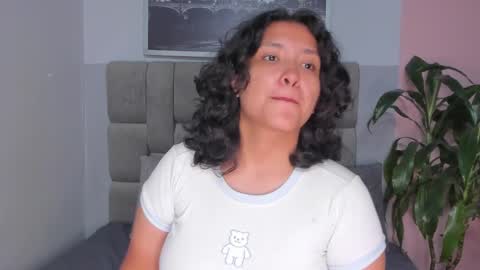 Snapshot of ivy_and_molly chatting on September 17, 8:54 pm Ivy and Molly online show from September 17, 8:54 pm